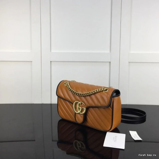 First bag ru 26CM Marmont Gucci GG 0813